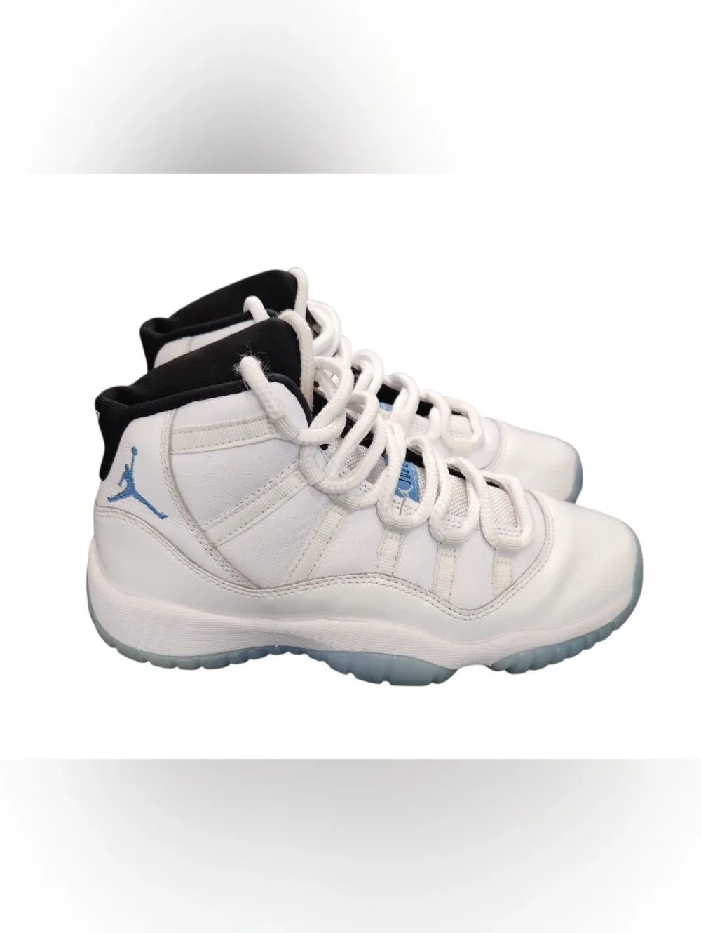 Jordan 11 Retro Legend Blue (2024)